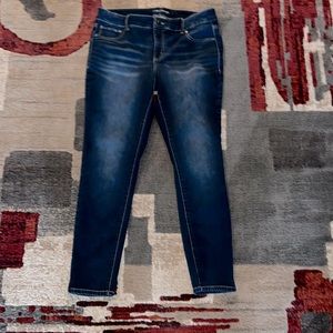 Maurices jeggings, size 18 . Like new!